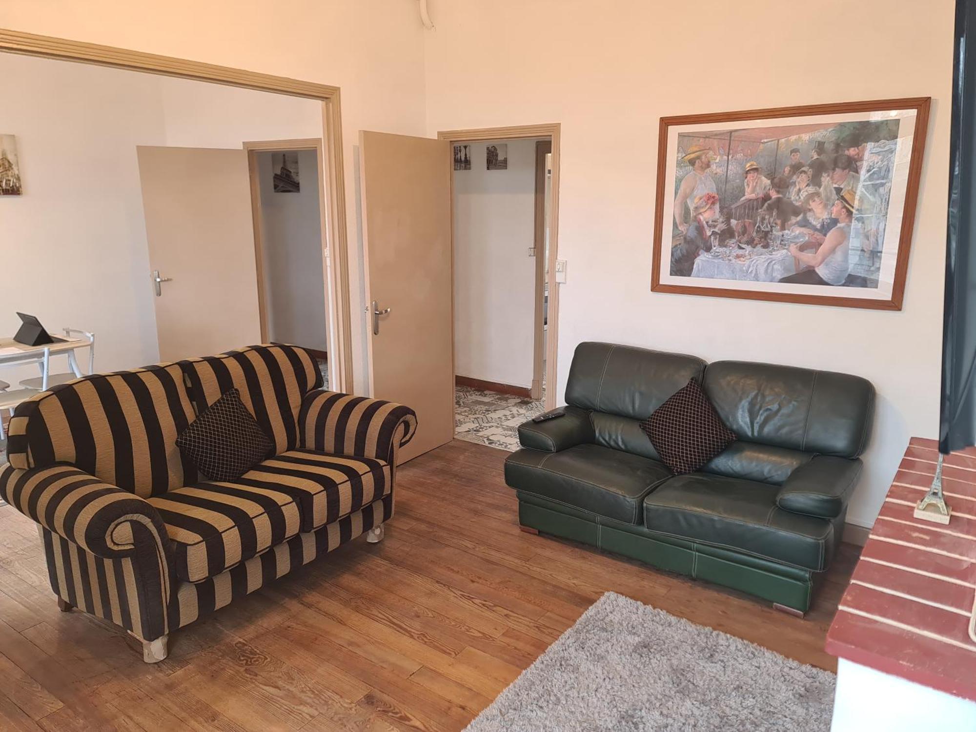 Spacious Luxury 2 Bed Carcasona